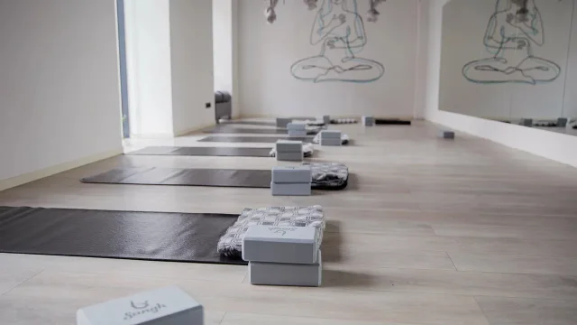 Студия йоги Yogi Room