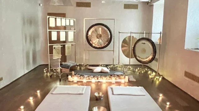 Студия йоги Yogadom